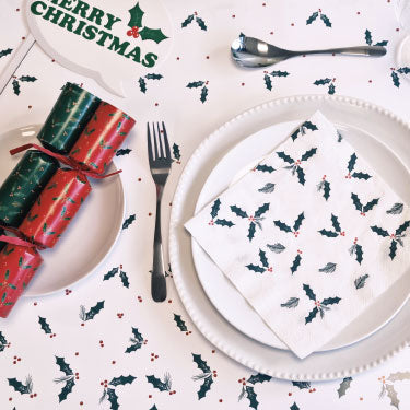 Swantex Jolly Holly Table Coverings